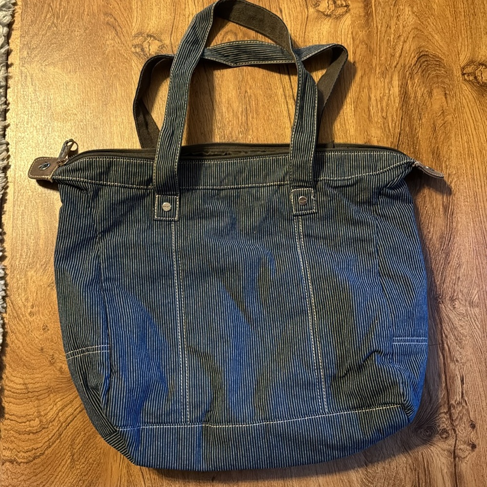Thirty-one Casual Cargo Purse - Picture 2 of 3